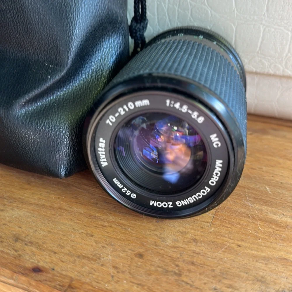 Vivitar macro focusing zoom lens 70-120mm in excellent condition